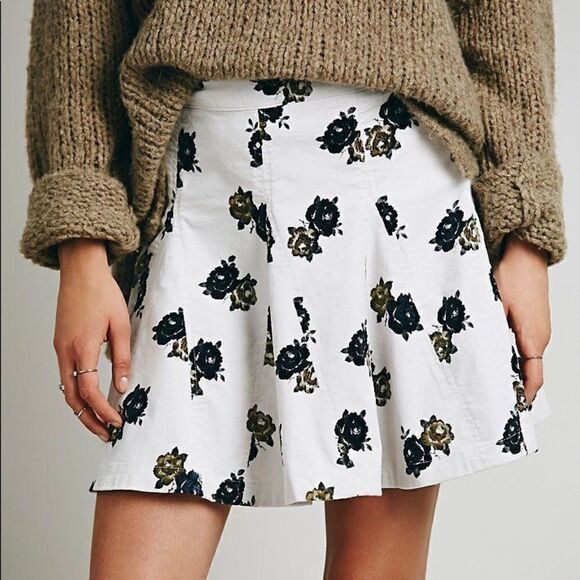 EUC Free People Cream Floral Corduroy Skirt 0 - Picture 1 of 9